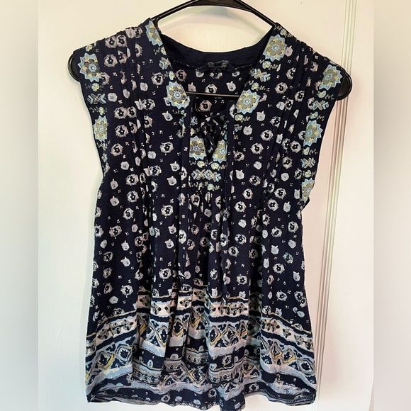 Lucky Brand Tops - Lucky Brand Women’s Boho Sleeveless Top Size XS Underarm to Underarm 18” EUC